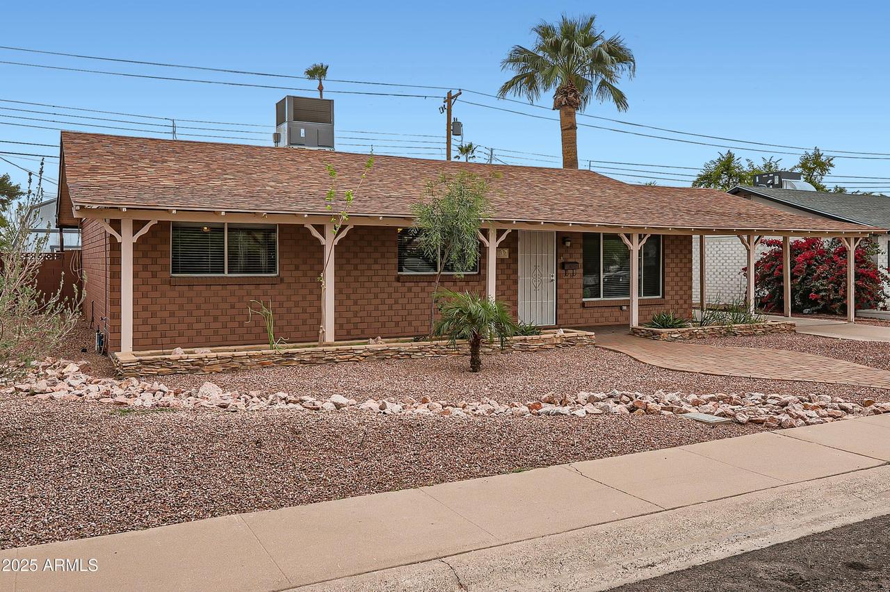 8137 E Indianola Ave., Scottsdale, AZ 85251