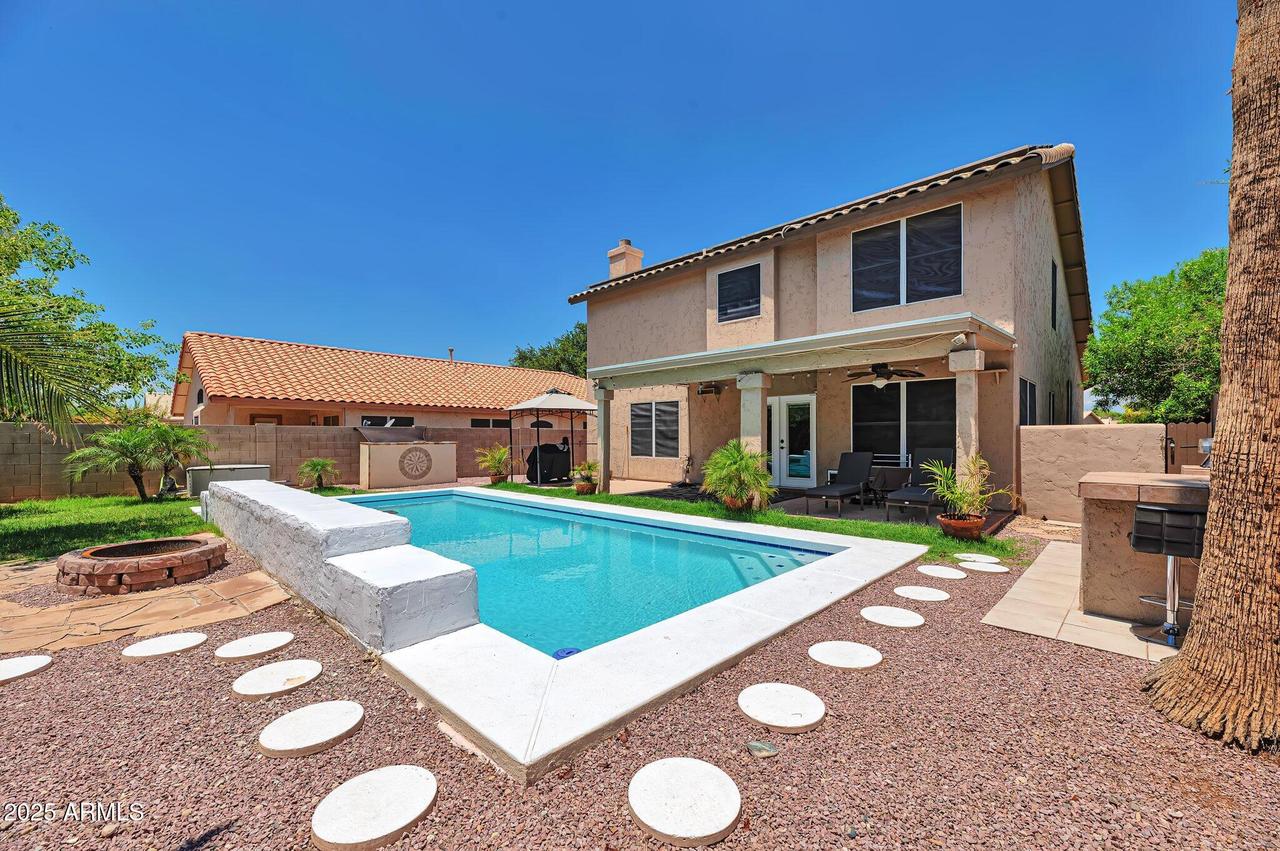 9509 W Tonopah Dr., Peoria, AZ 85382