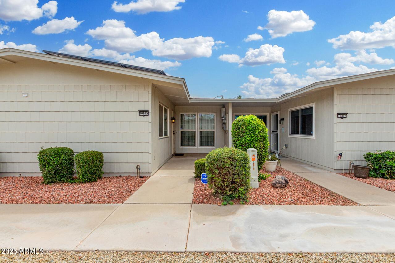 10815 W Santa Fe Dr., Sun City, AZ 85351