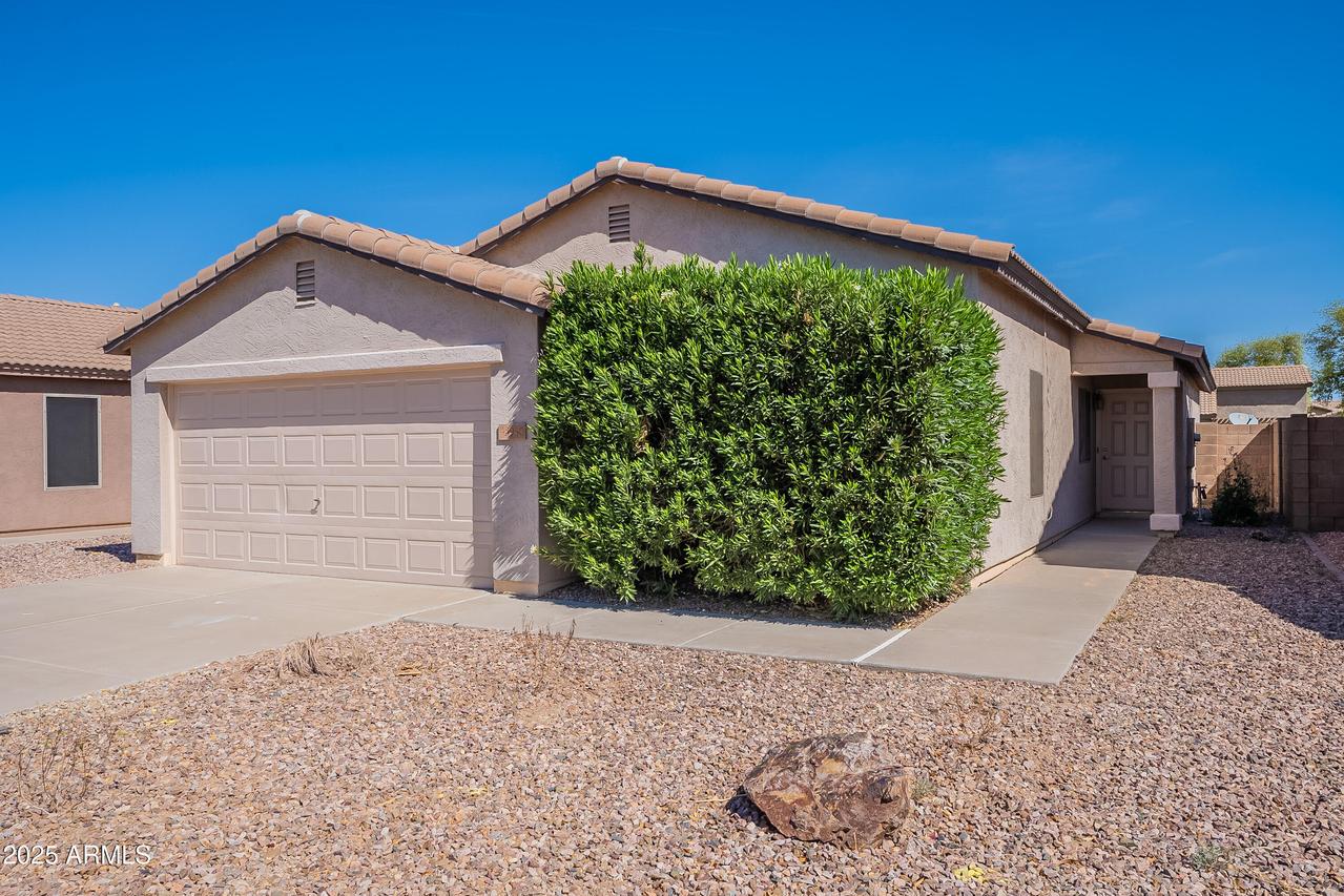 43950 W Sagebrush Tr., Maricopa, AZ 85238