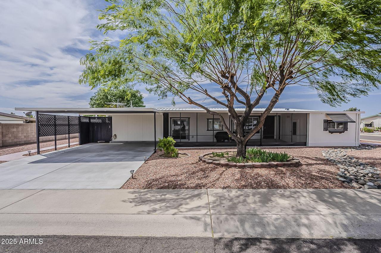 17273 N 66th Dr., Glendale, AZ 85308