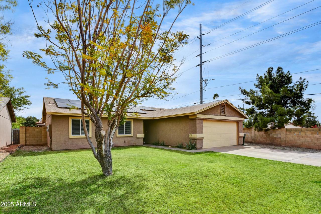 18601 N 45th Dr., Glendale, AZ 85308