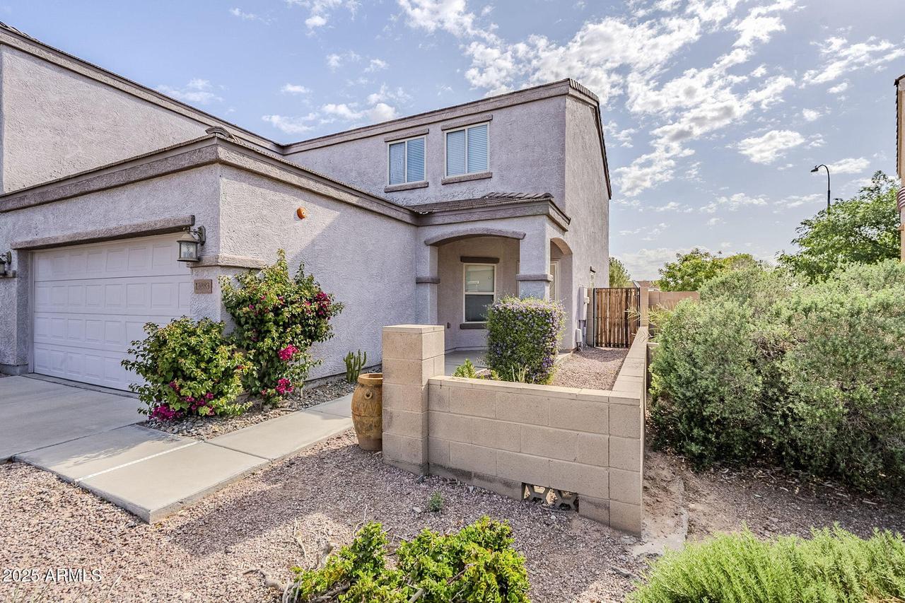 13083 N 87th Dr., Peoria, AZ 85381