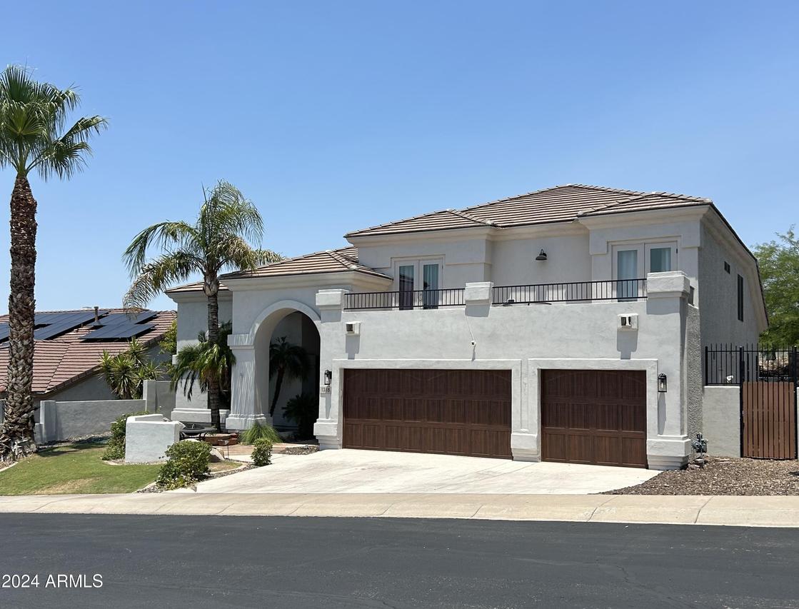1318 E Villa Theresa Dr., Phoenix, AZ 85022