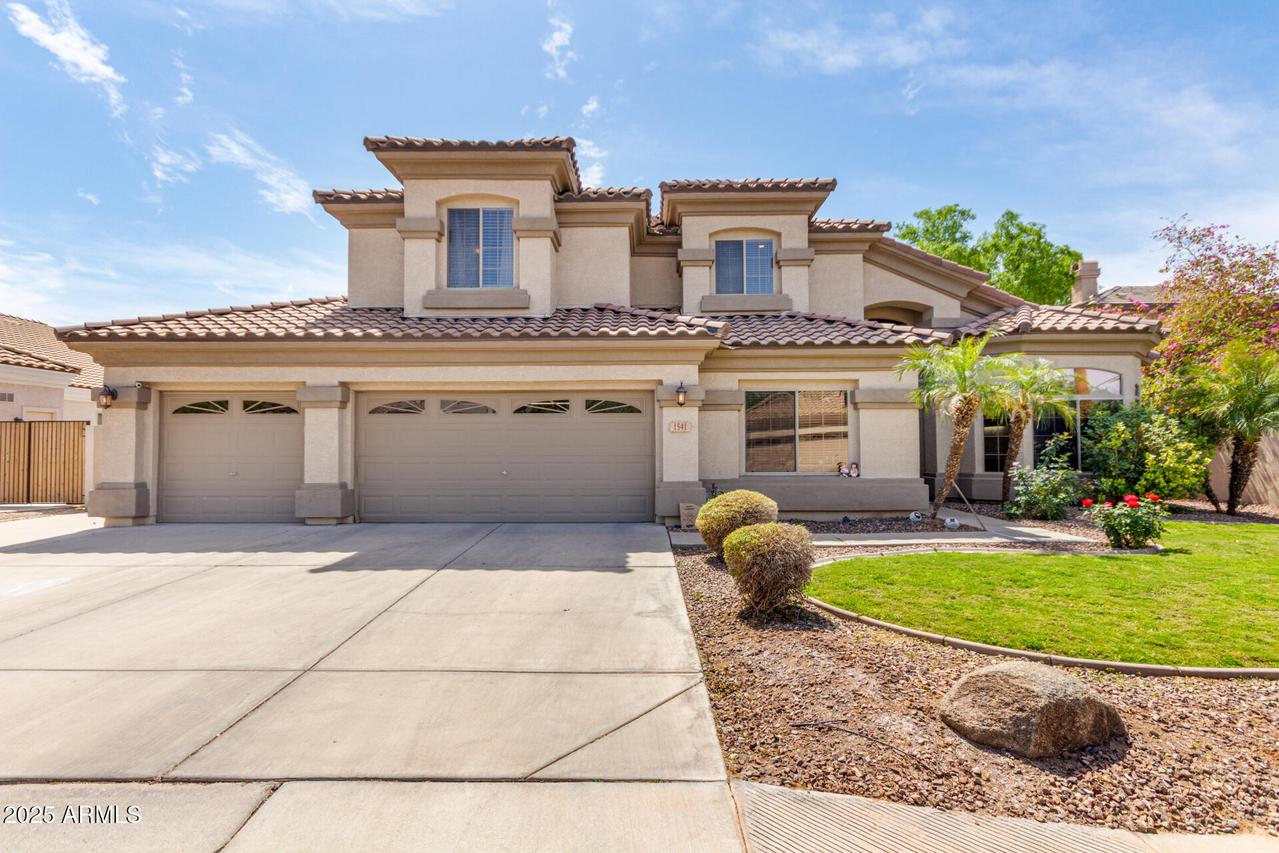 1541 E Galveston St., Gilbert, AZ 85295