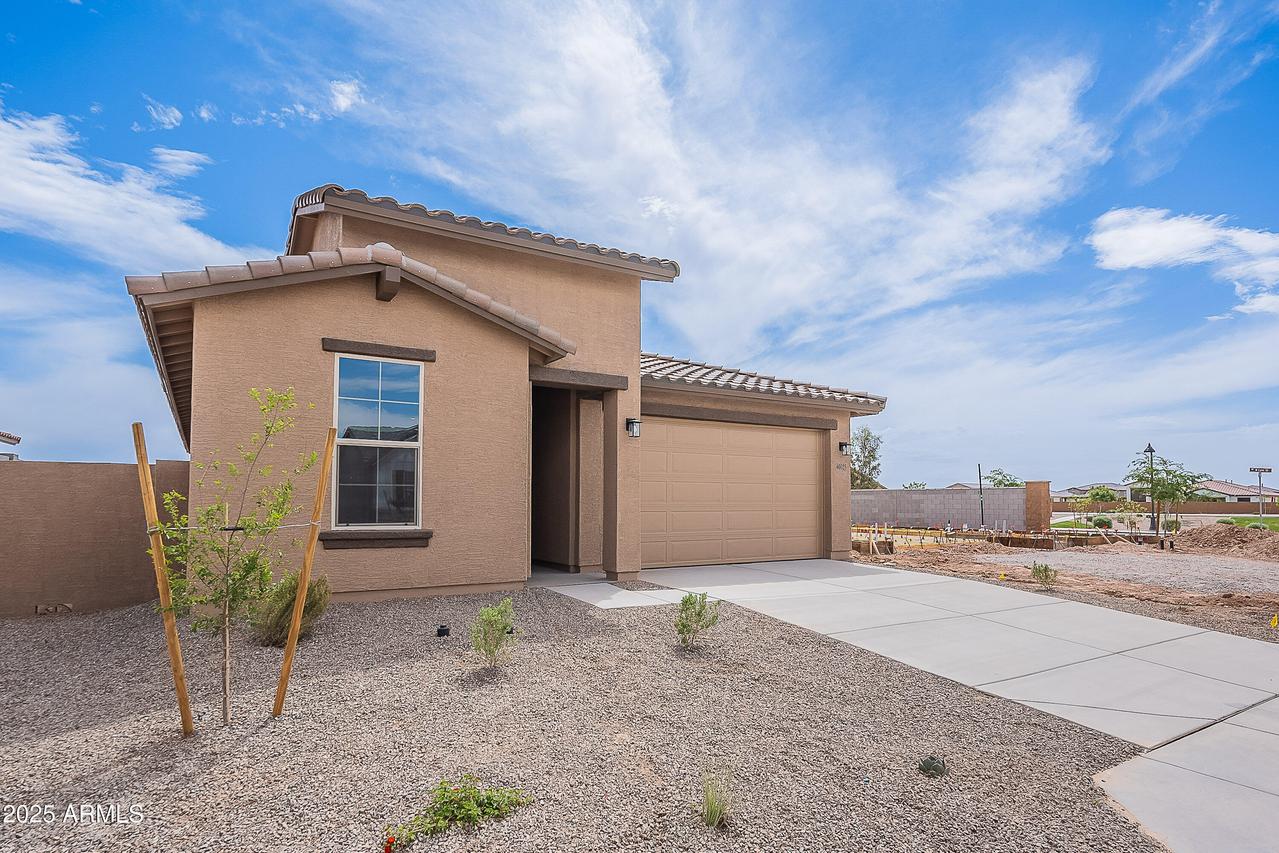 40025 W Bunker Dr., Maricopa, AZ 85138