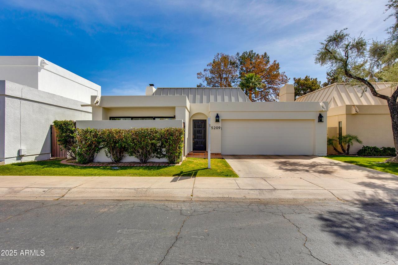 5209 N 25th Pl., Phoenix, AZ 85016