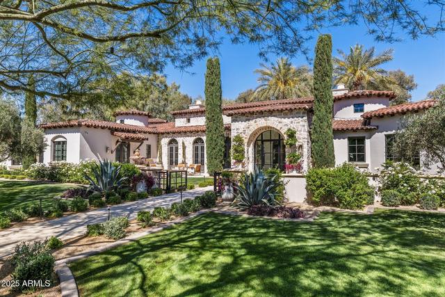New Homes with Master Bedrooms on the 1st Floor in Paradise Valley: March 29th to April 4th
