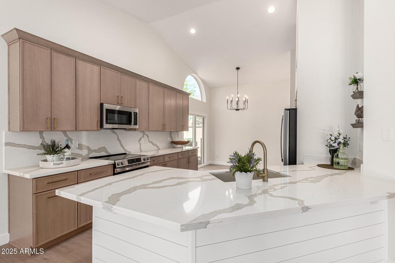 4010 N 156th Ln., Goodyear, AZ 85395