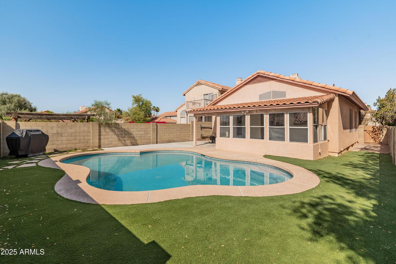19412 N 77th Ave., Glendale, AZ 85308
