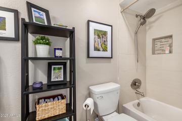 863 W Kiva Ave., Mesa, AZ 85210