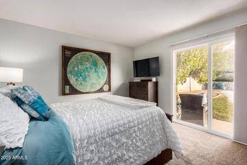 863 W Kiva Ave., Mesa, AZ 85210