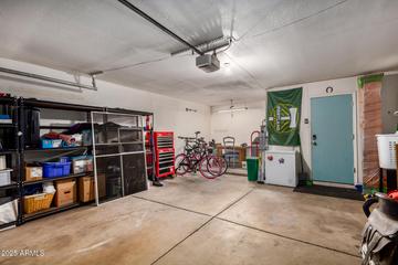 863 W Kiva Ave., Mesa, AZ 85210