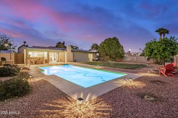 863 W Kiva Ave., Mesa, AZ 85210