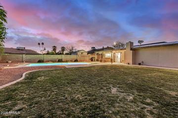 863 W Kiva Ave., Mesa, AZ 85210