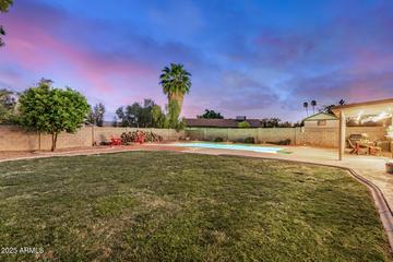863 W Kiva Ave., Mesa, AZ 85210