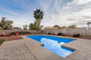 863 W Kiva Ave., Mesa, AZ 85210