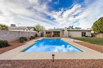 863 W Kiva Ave., Mesa, AZ 85210