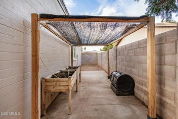 863 W Kiva Ave., Mesa, AZ 85210