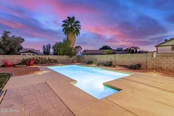 863 W Kiva Ave., Mesa, AZ 85210