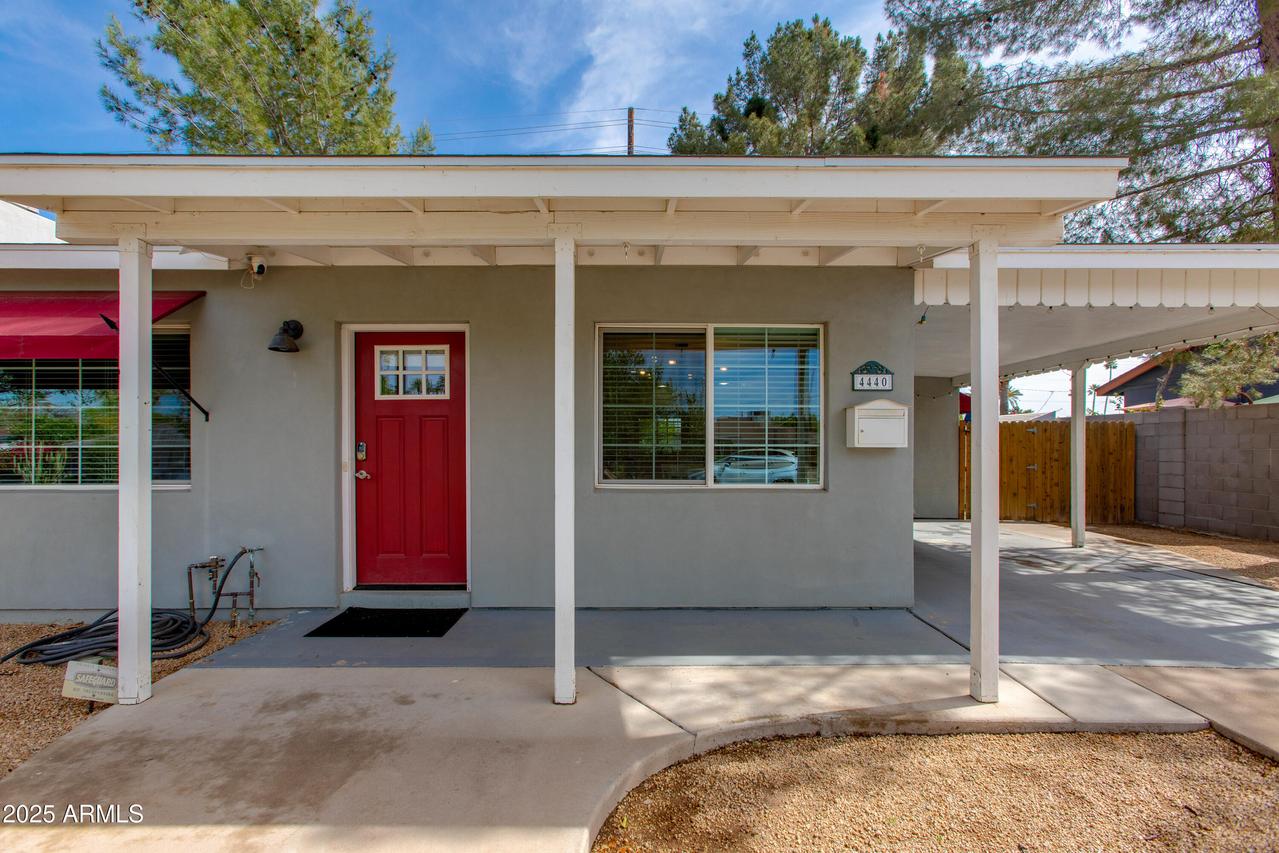 4440 E Campbell Ave., Phoenix, AZ 85018