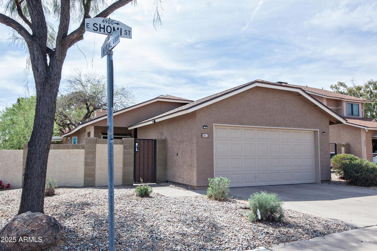 5013 E Shomi St., Phoenix, AZ 85044
