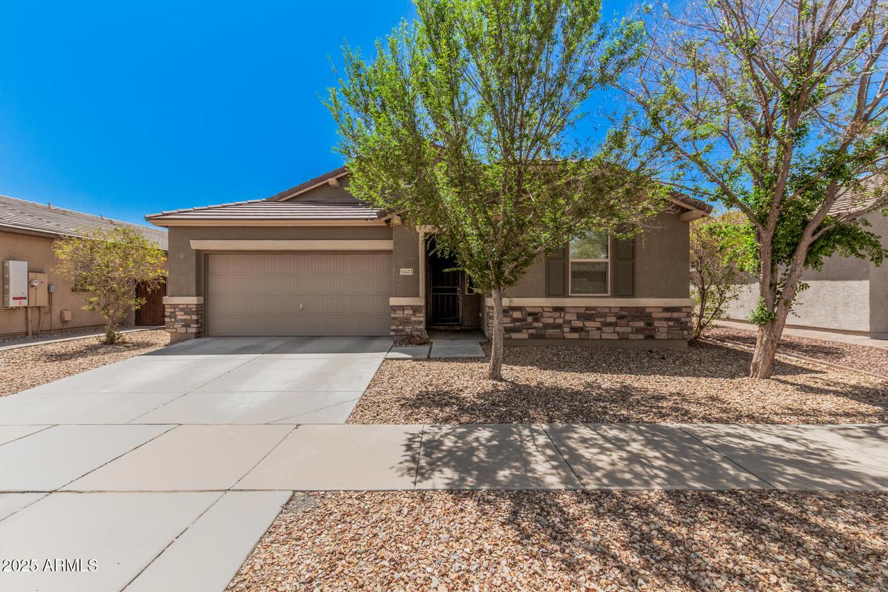 15573 W Laurel Ln., Surprise, AZ 85379
