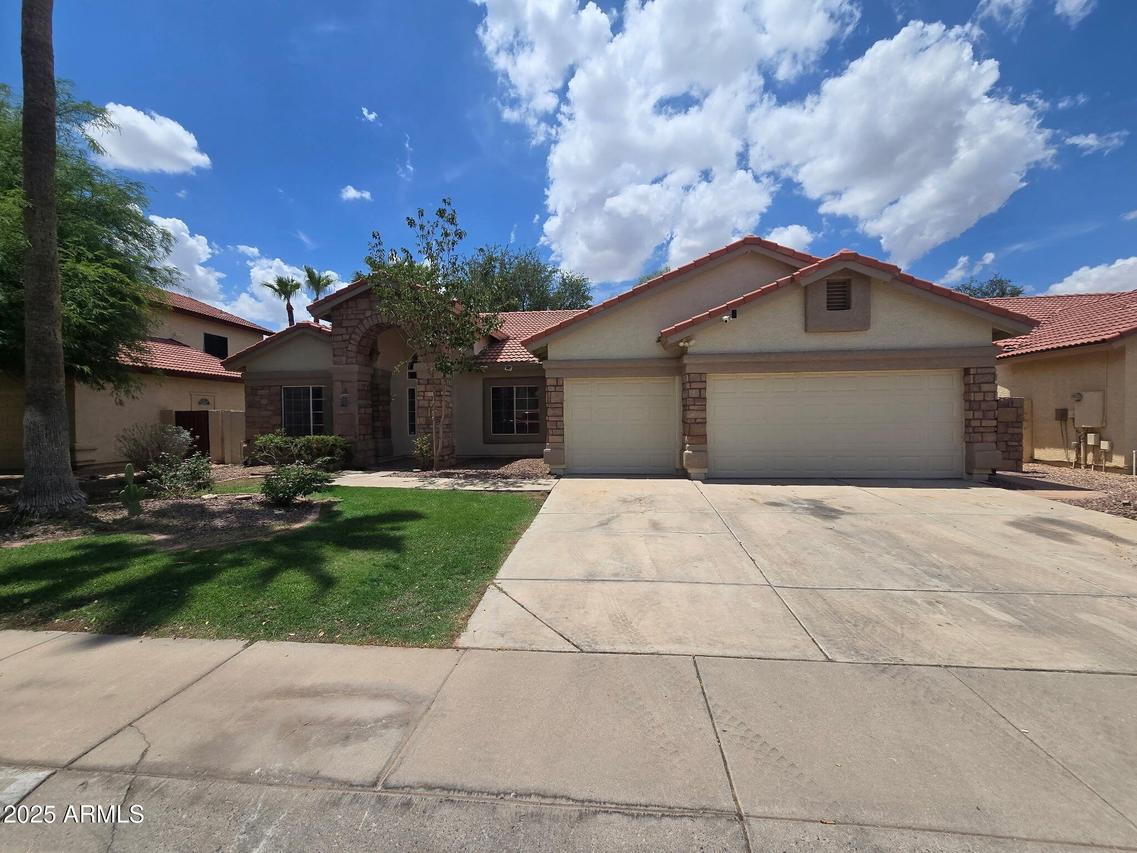 11233 W Olive Dr., Avondale, AZ 85392