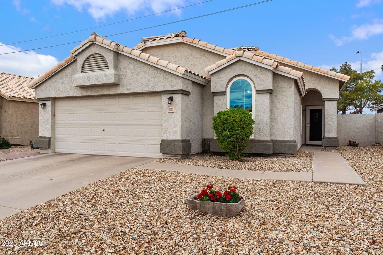 1770 W Derringer Way, Chandler, AZ 85286