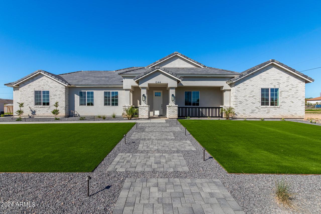 1244 N 106th Pl., Mesa, AZ 85207