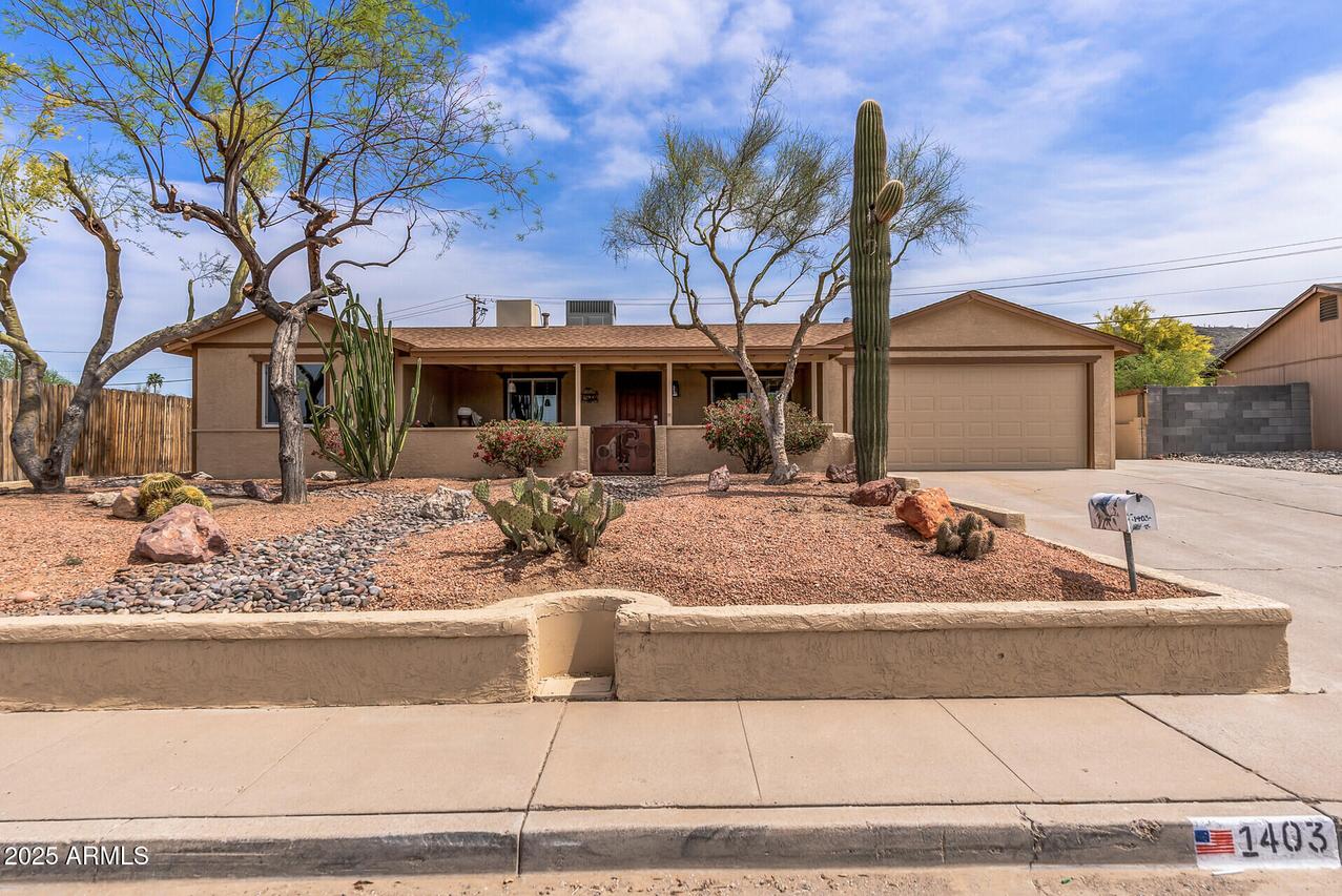 1403 W Wood Dr., Phoenix, AZ 85029