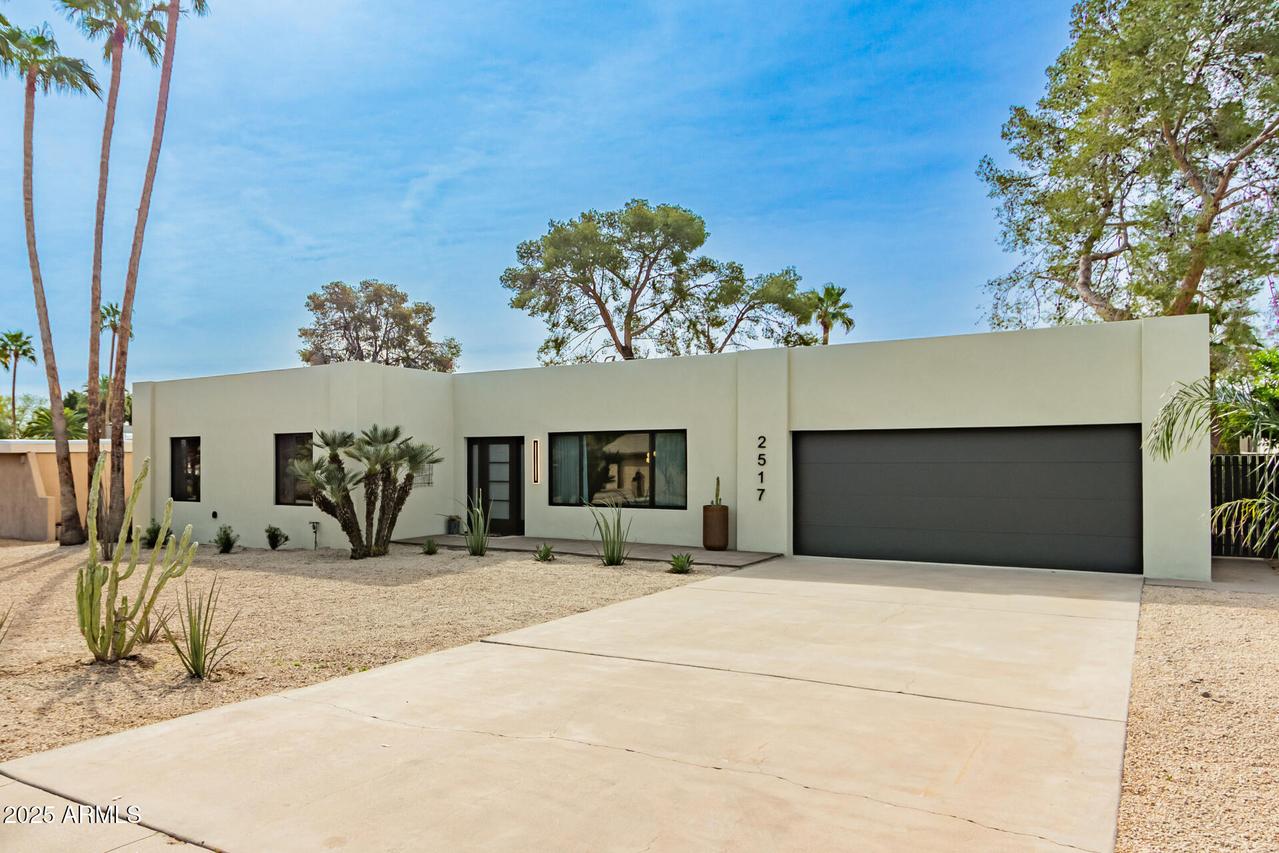 2517 E Sahuaro Dr., Phoenix, AZ 85028