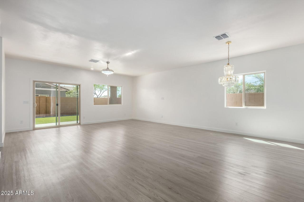 947 E Wiley Way, Casa Grande, AZ 85122