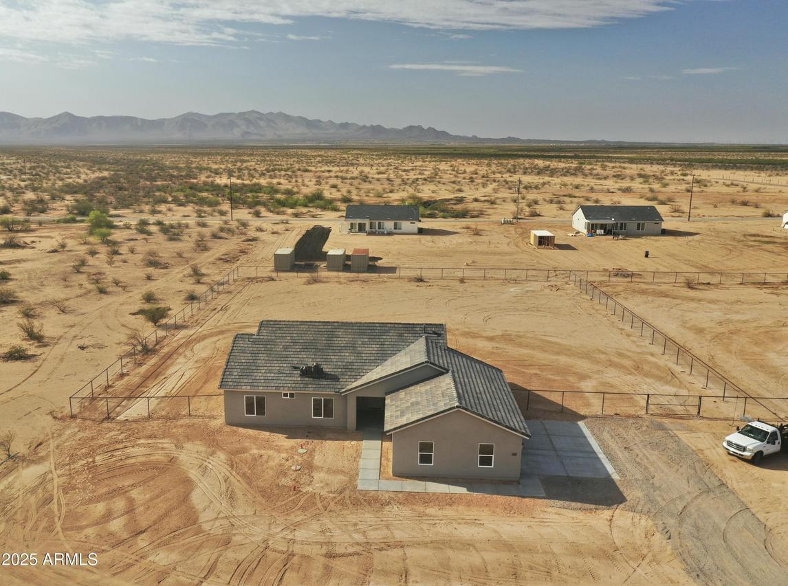 25721 W Running Deer Tr., Wittmann, AZ 85361