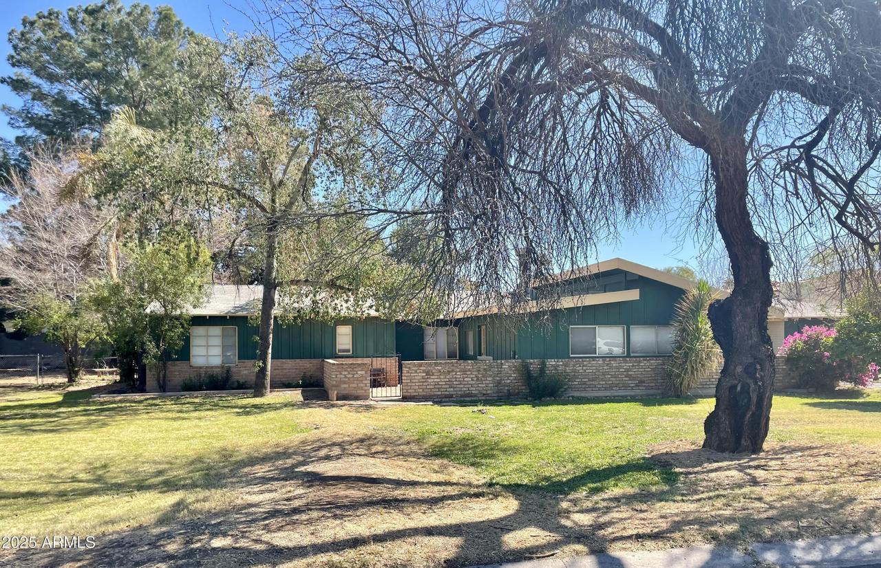 7827 N 3rd St., Phoenix, AZ 85020