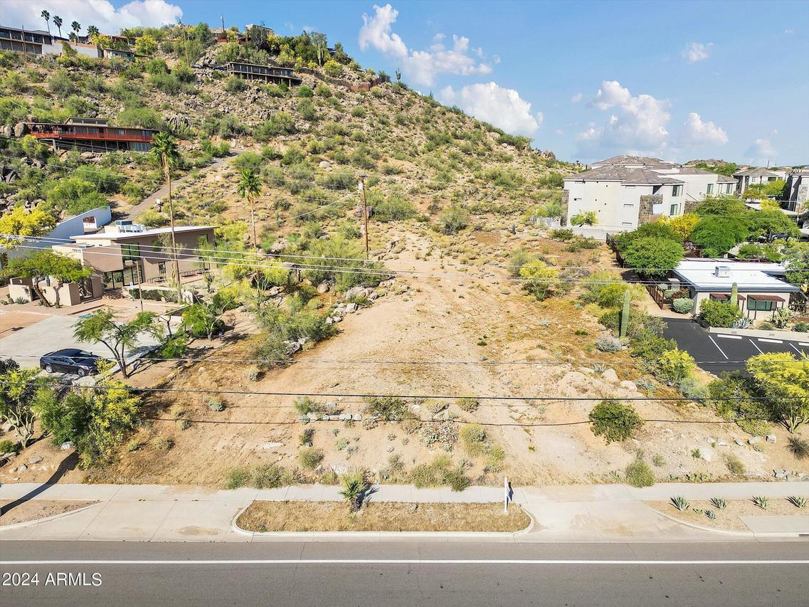 19844 N Cave Creek Rd., Phoenix, AZ 85024