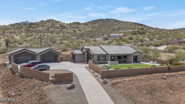 New Homes with Master Bedrooms on the 1st Floor That Attend Desert Mountain School: March 29th to April 4th