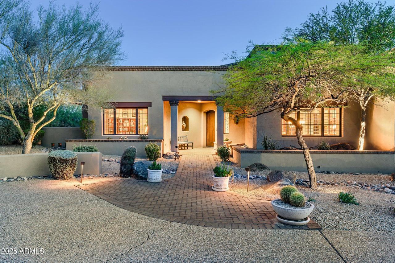 38450 N 95th Pl., Scottsdale, AZ 85262