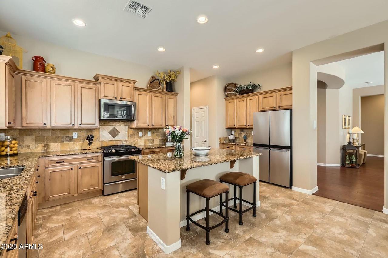 4903 W Faull Dr., New River, AZ 85087
