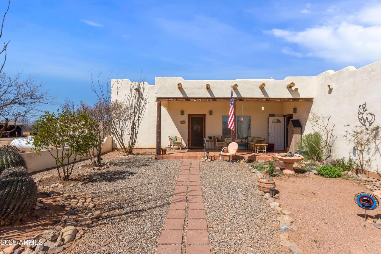 9206 S Rio Santiago, Hereford, AZ 85615