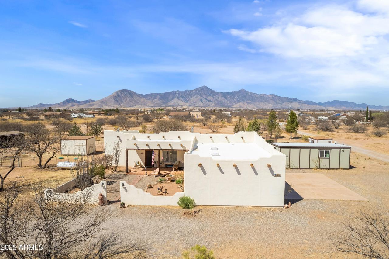 9206 S Rio Santiago, Hereford, AZ 85615