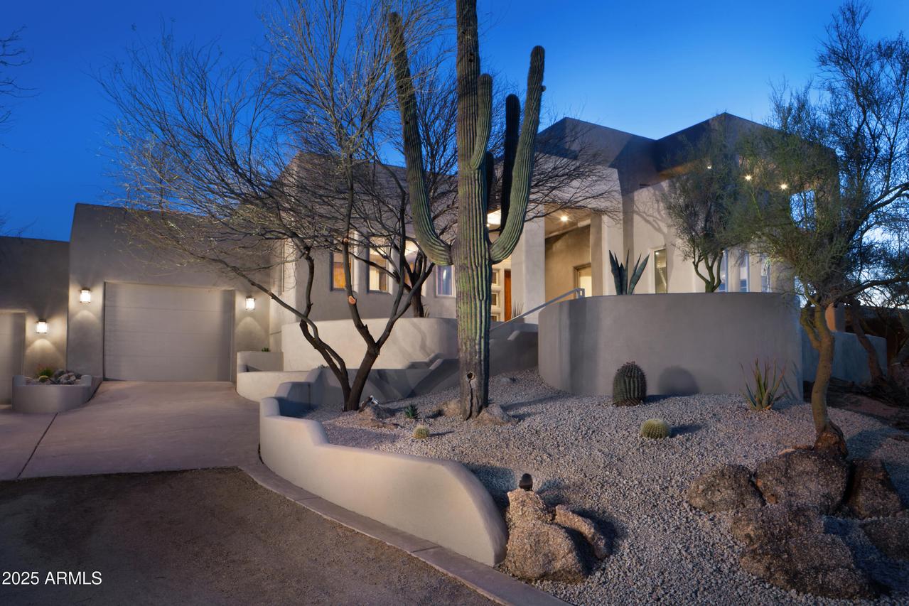 10457 E Monument Dr., Scottsdale, AZ 85262
