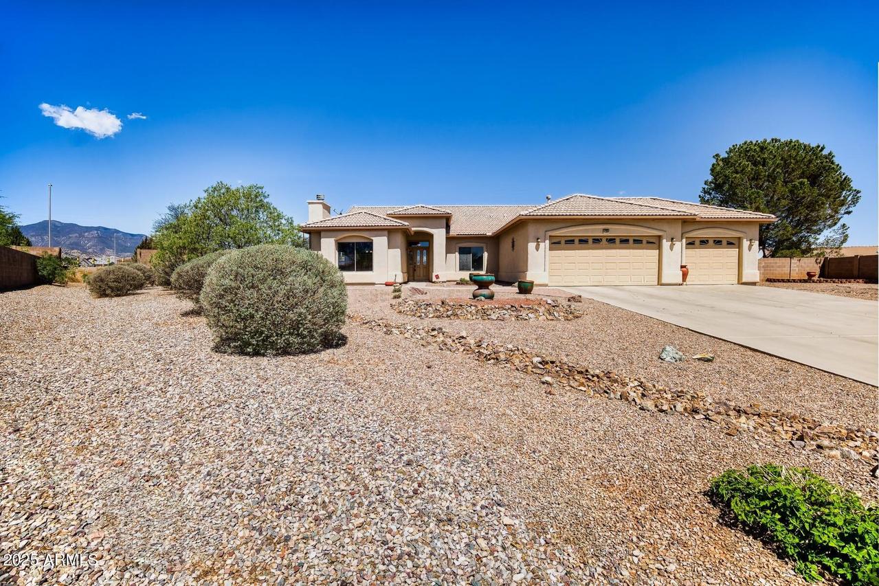 2429 Montaro Dr., Sierra Vista, AZ 85650