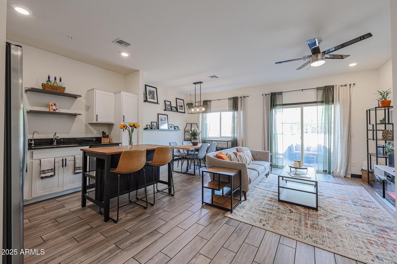 8295 N 22nd Dr., Phoenix, AZ 85021
