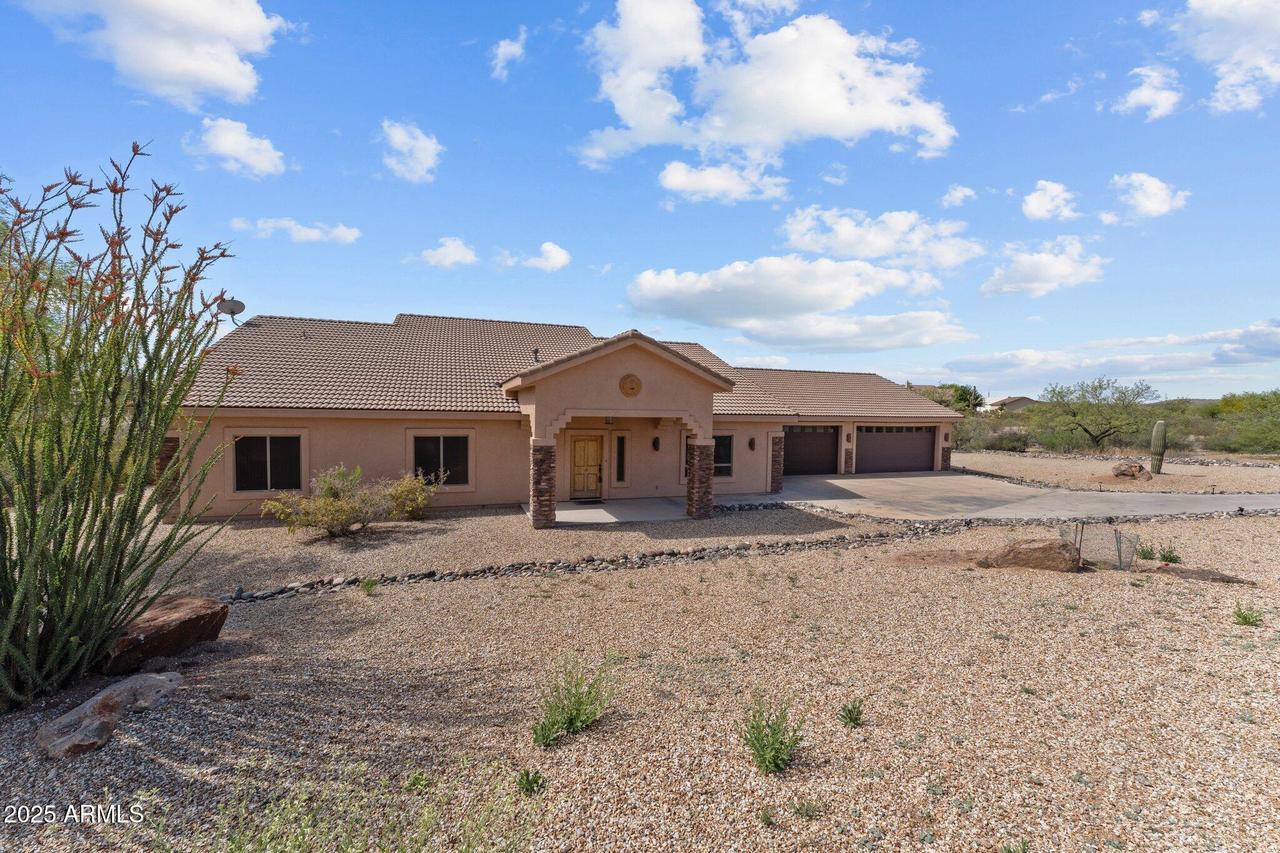 2905 N Silver Spur Dr., Wickenburg, AZ 85390