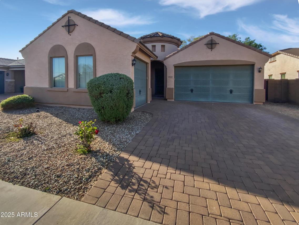 16526 W Tether Tr., Surprise, AZ 85387