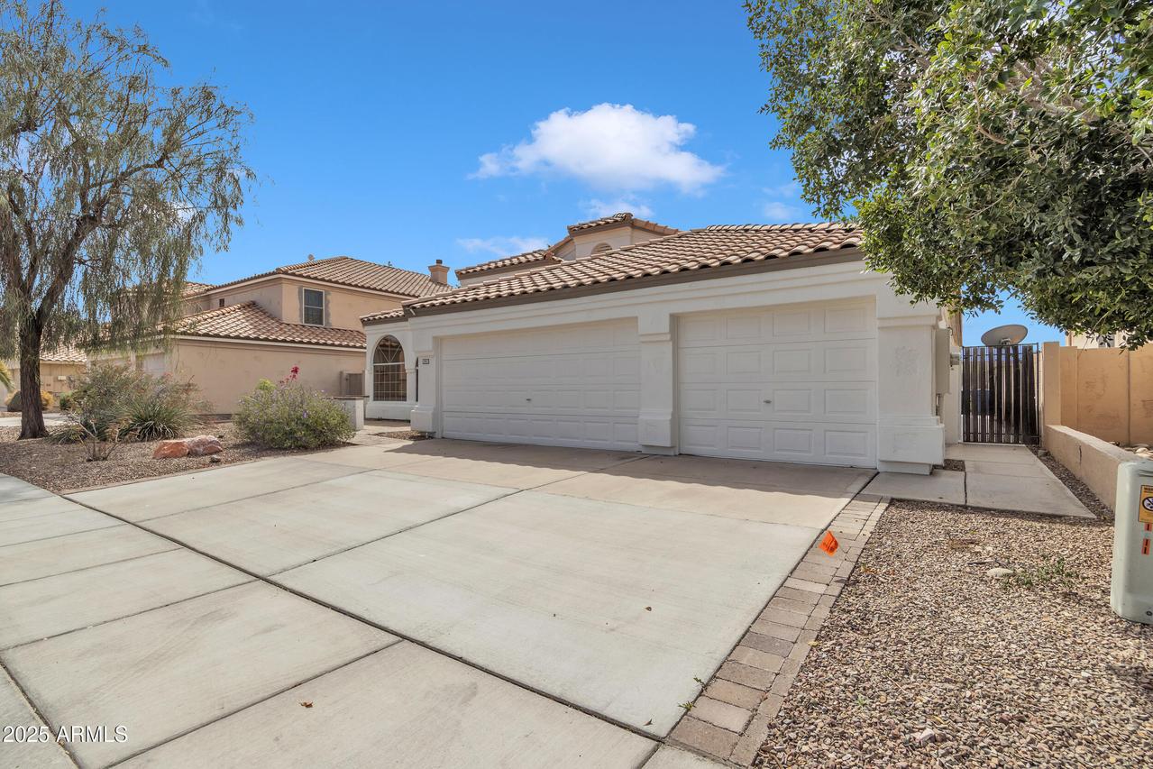 1911 W Maplewood St., Chandler, AZ 85286