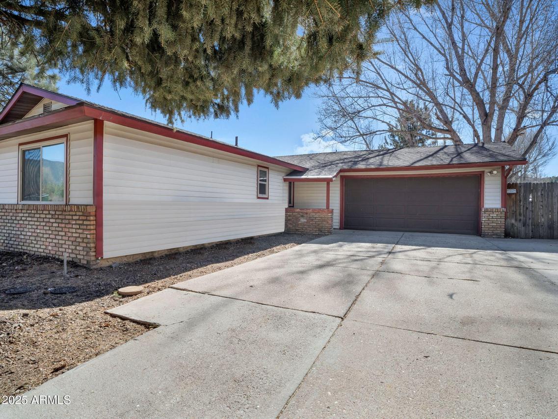 3079 W Cooper Dr., Flagstaff, AZ 86001