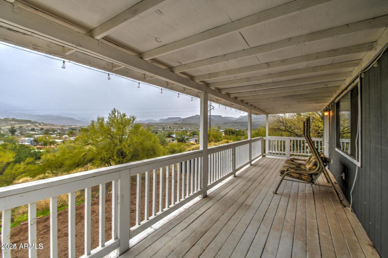20121 E Camino Del Sol, Black Canyon City, AZ 85324