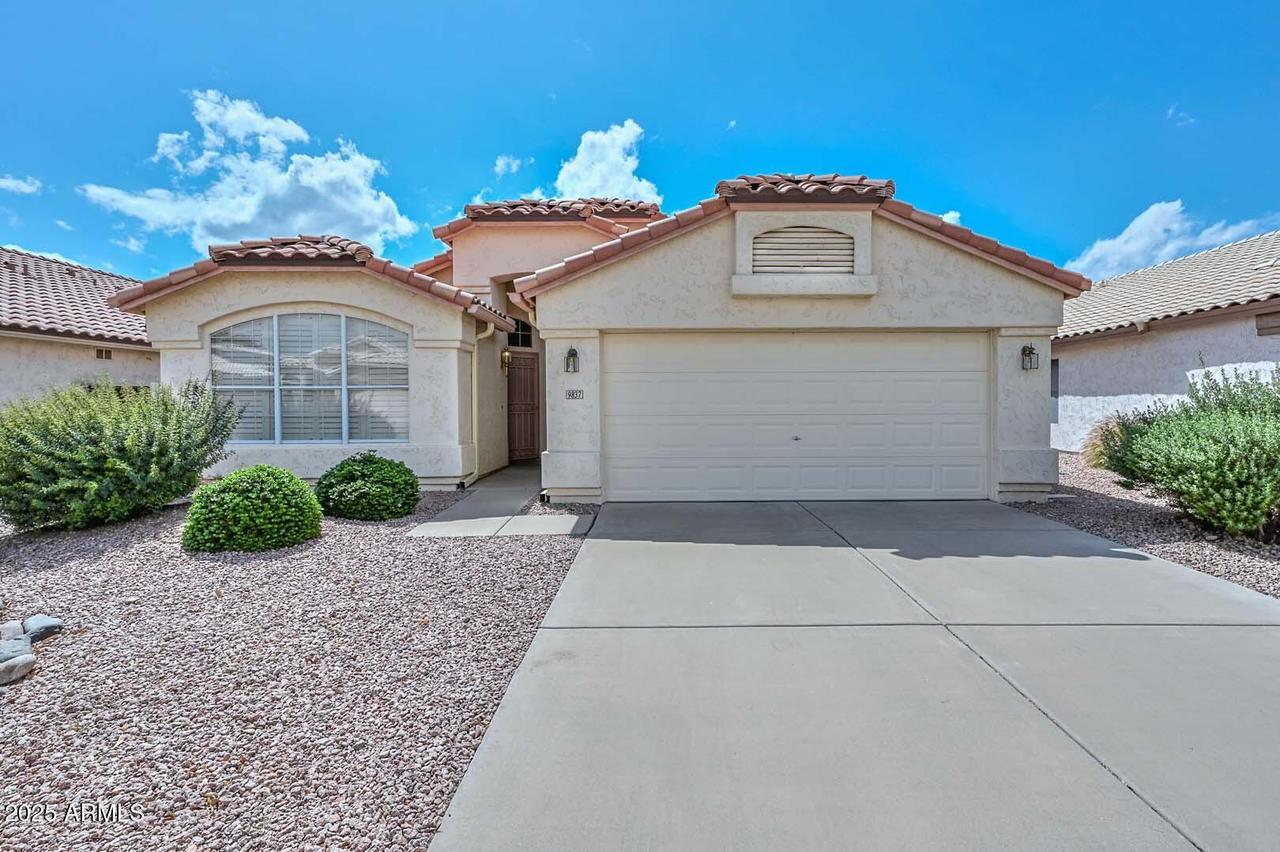 9837 W Tonopah Dr., Peoria, AZ 85382
